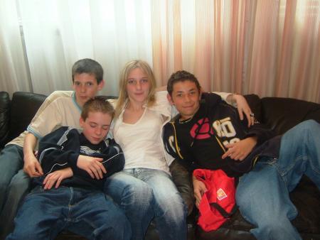 Guillaume,justine,thoma, Giovannie!